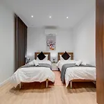 Ridge View - Beautiful With Sea Views شقة