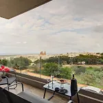 Ridge View - Beautiful With Sea Views شقة *