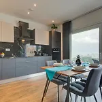 Ridge View - Beautiful With Sea Views *