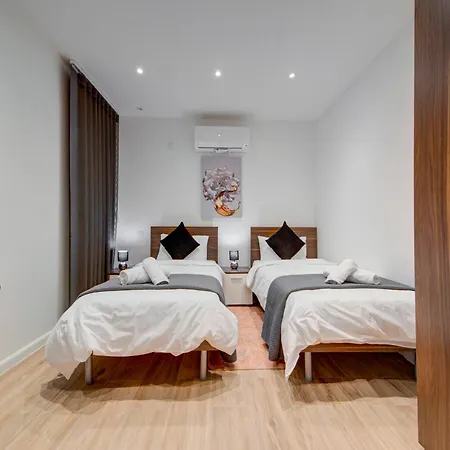 Ridge View 1 Sea View Terrace Apartment