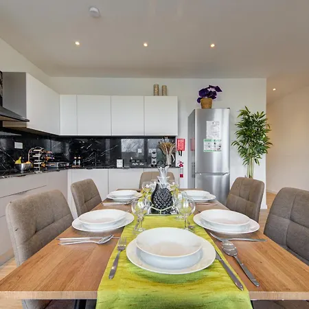 Ridge View 1 Sea View Terrace Apartment *