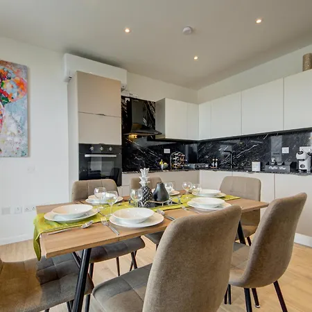 Ridge View - Beautiful With Sea Views