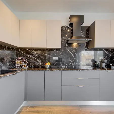 Apartament Ridge View And With Sea Views With Terraces