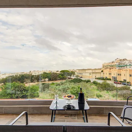 Ridge View - Beautiful With Sea Views * المليحة