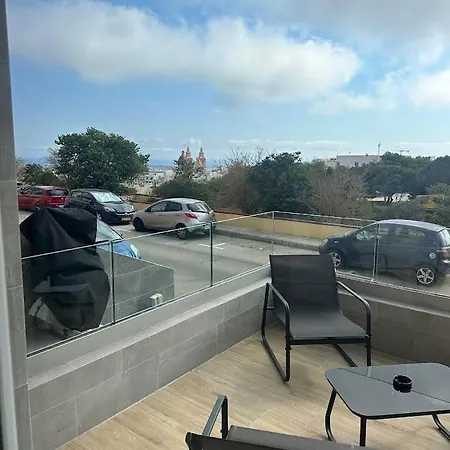 Ridge View - Beautiful With Sea Views شقة المليحة