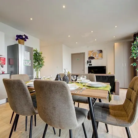 Ridge View - Beautiful With Sea Views *