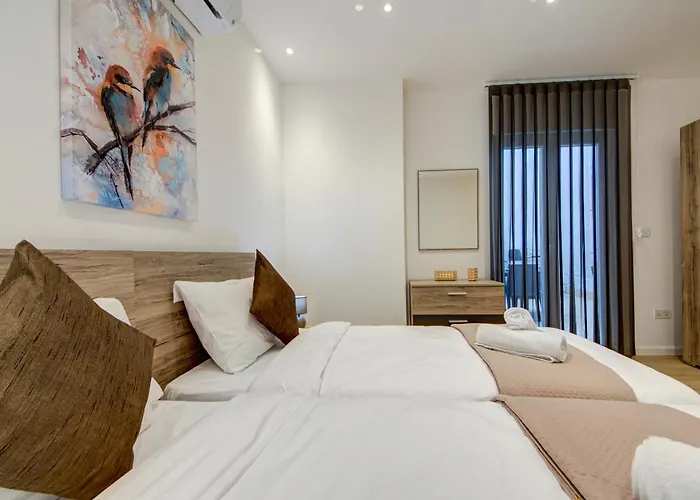 Ridge View And With Sea Views With Terraces *