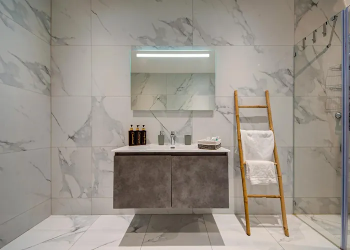 Ridge View And With Sea Views With Terraces Apartament