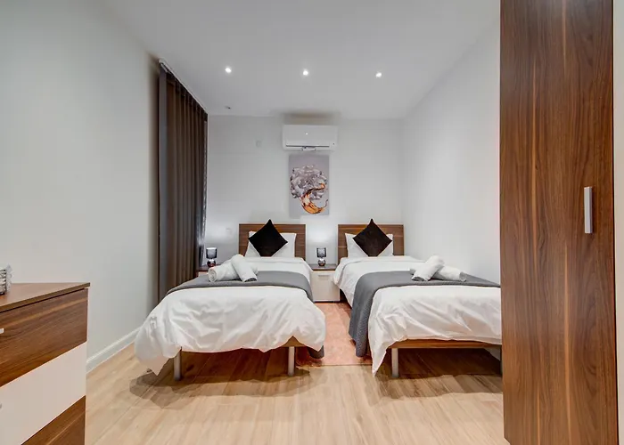 Ridge View And With Sea Views With Terraces Apartament