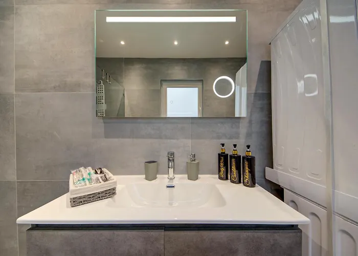 Ridge View And With Sea Views With Terraces Apartament