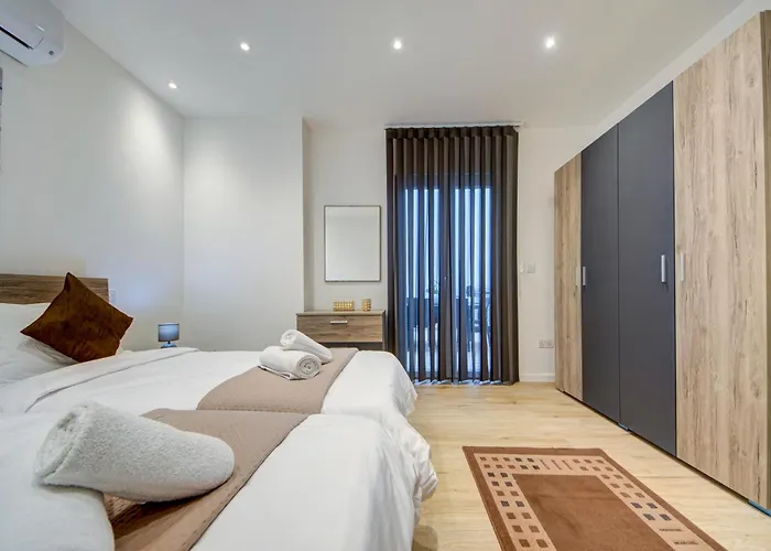 Ridge View And With Sea Views With Terraces Mellieħa