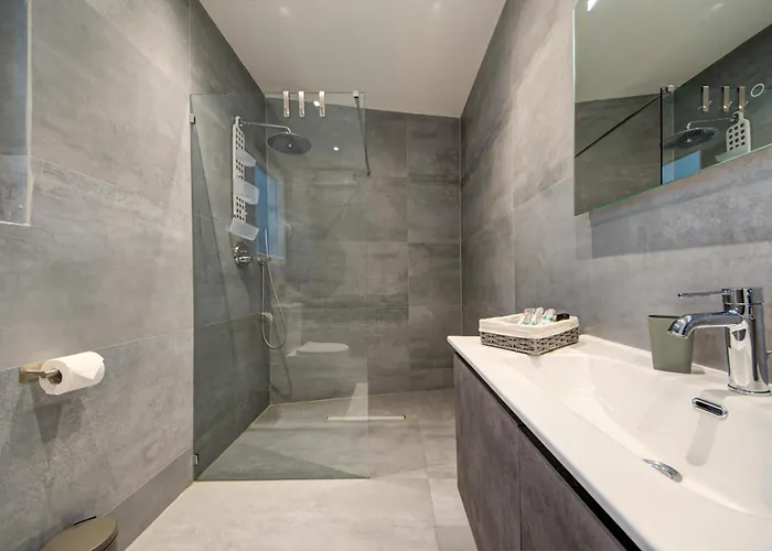 Ridge View And With Sea Views With Terraces *