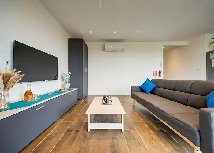 Apartament Ridge View And With Sea Views With Terraces