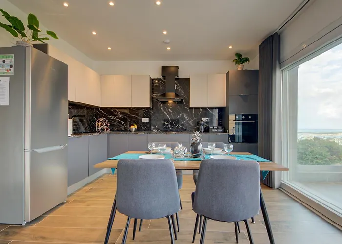 Apartament Ridge View And With Sea Views With Terraces *